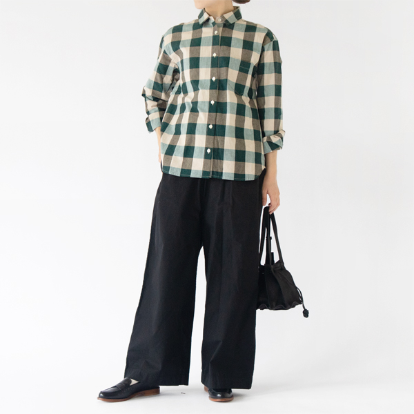 BLK・身長162cm BLK・身長162cm