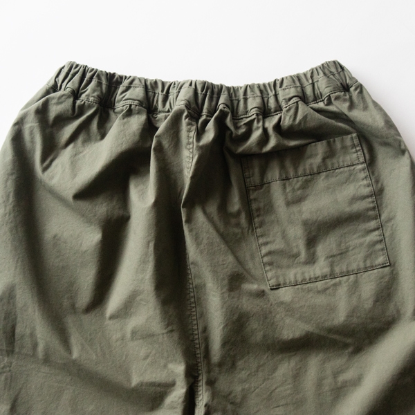 後ろ側のポケットがワンポイントとして活きています(GRY) 後ろ側のポケットがワンポイントとして活きています(GRY)