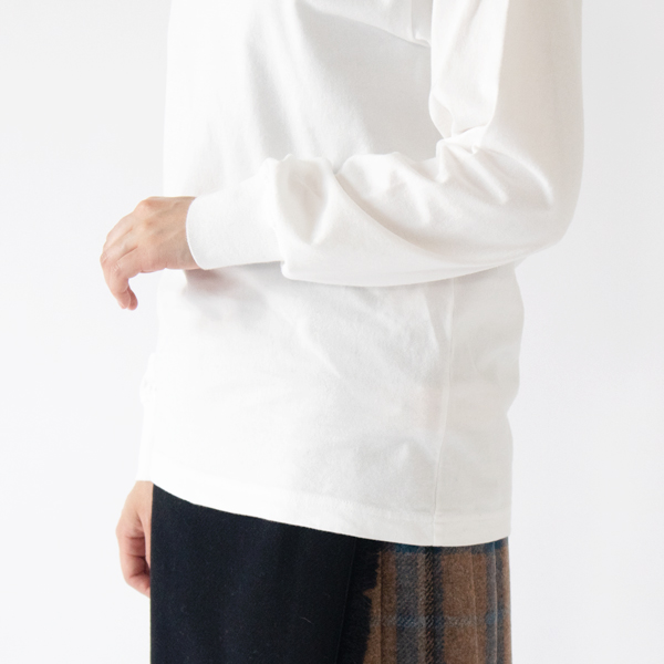WHITE・身長162cm