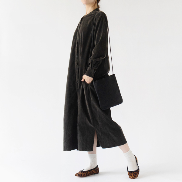 1枚で季節感たっぷりのコーディネートが完成します(CHARCOAL・身長162cm) 1枚で季節感たっぷりのコーディネートが完成します(CHARCOAL・身長162cm)