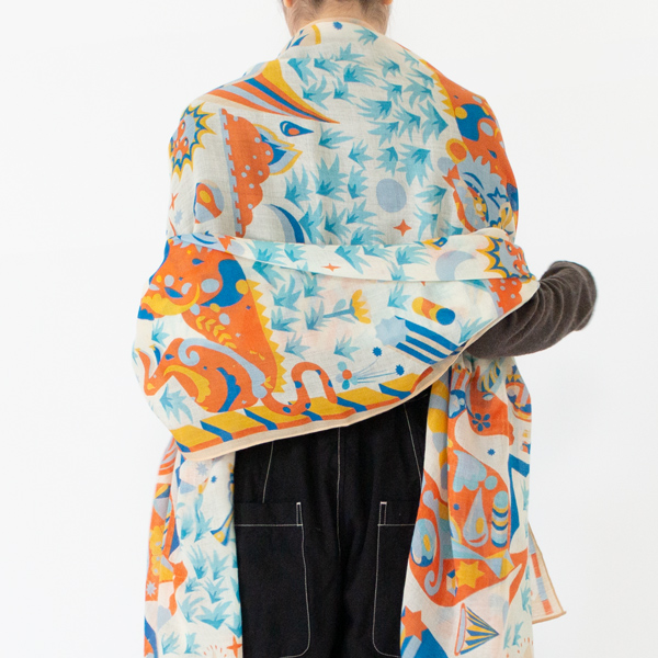 身長：162cm(BEIGE)