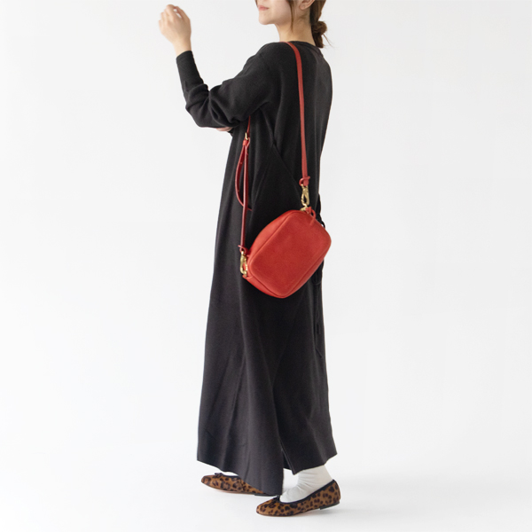 身長:162cm(CHARCOAL BLACK) 身長:162cm(CHARCOAL BLACK)