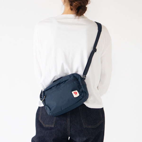 身長：162cm(NAVY)