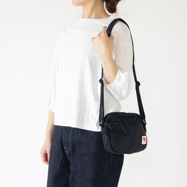 身長：162cm(BLACK)