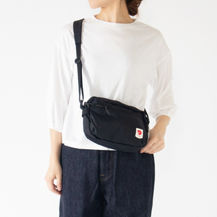 ハイコーストクロスボディバッグ／FJALLRAVEN(フェールラーベン)｜愛着
