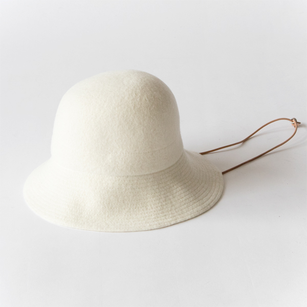 ウールハット luna(White)
