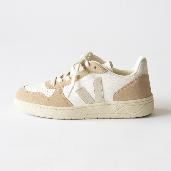 スニーカー V-10 EXTRA-WHITE NATURAL SAHARA スニーカー V-10 EXTRA-WHITE NATURAL SAHARA