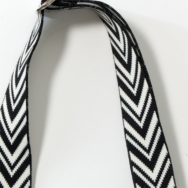 個性的ですが、日々の様々な装いにマッチします(HERRINGBONE) 個性的ですが、日々の様々な装いにマッチします(HERRINGBONE)