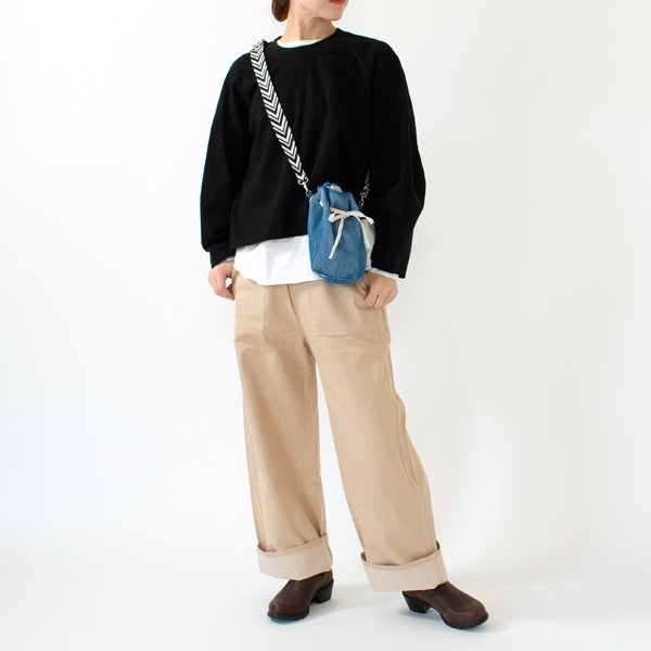 L.BLUE・身長162cm L.BLUE・身長162cm