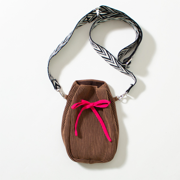 【受発注】リブ ポーチバッグ(BEIGE) 【受発注】リブ ポーチバッグ(BEIGE)