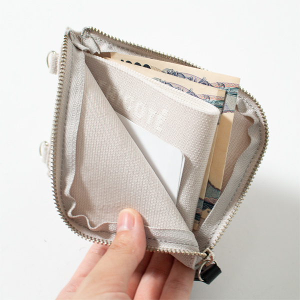 仕分けも可能(OPTION KNIT WALLET BEIGE) 仕分けも可能(OPTION KNIT WALLET BEIGE)