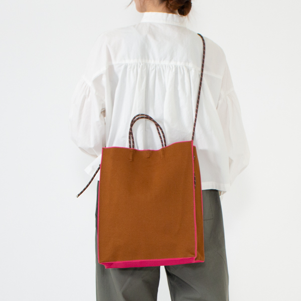 LARGE/BROWN・身長162cm
