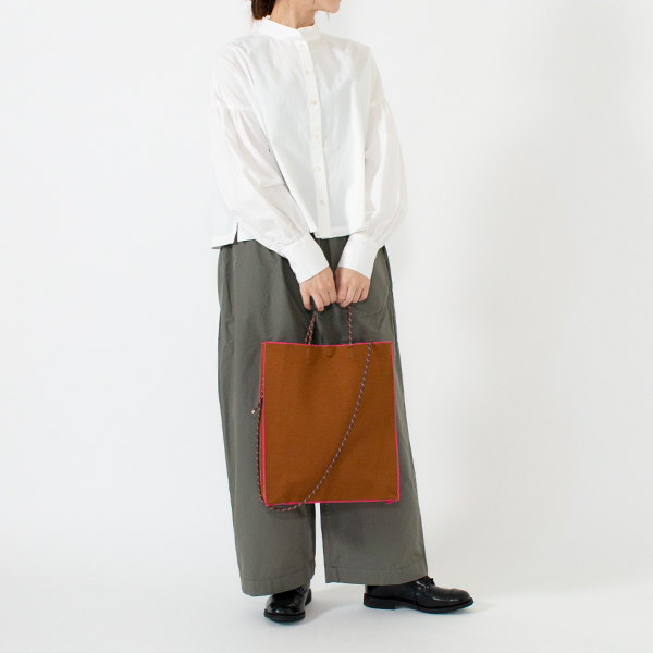 LARGE/BROWN・身長162cm