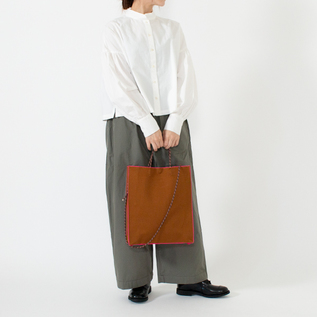 LARGE/BROWN・身長162cm LARGE/BROWN・身長162cm