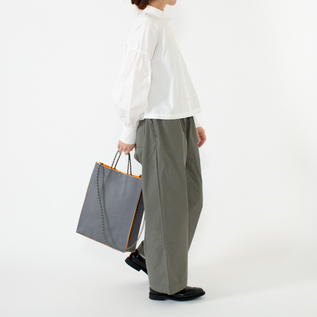 LARGE/GRAY・身長162cm LARGE/GRAY・身長162cm
