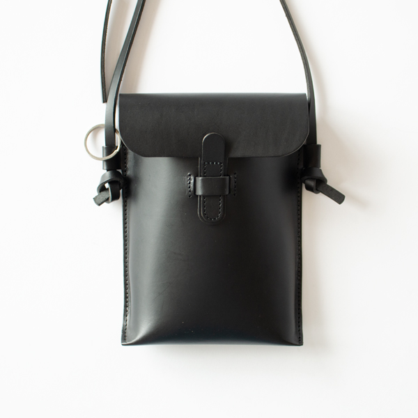 クラシックミニショルダーバッグ　BLACK