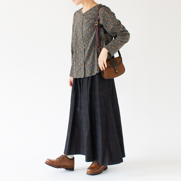 BROWN・身長162cm