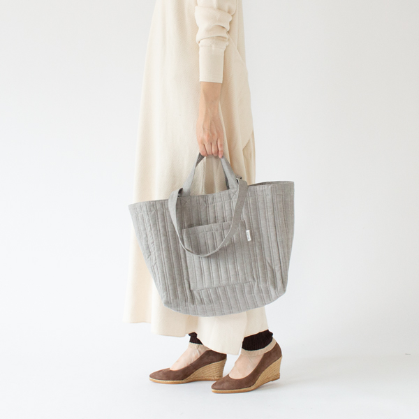 身長：162cm(GREY)