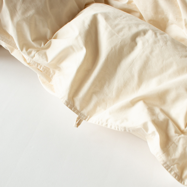 カバーずれ防止用に輪(ループ)がついています カバーずれ防止用に輪(ループ)がついています