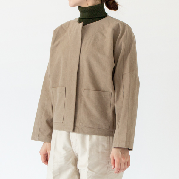 身長：162cm(BEIGE)