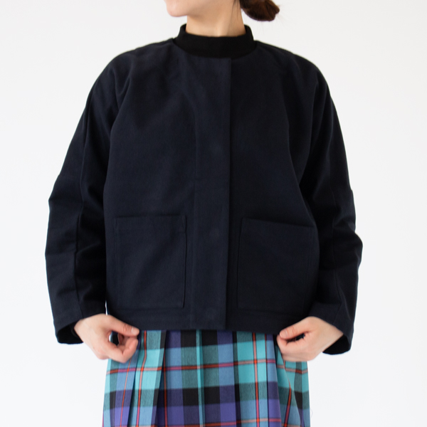 身長：162cm(NAVY)