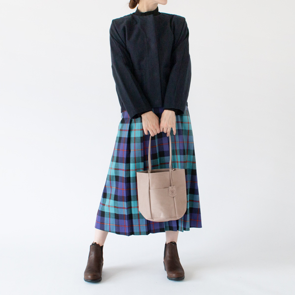 身長：162cm(NAVY)