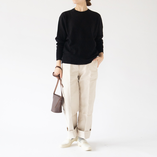 身長：162cm(ブラック)