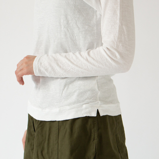 白 L・身長162cm 白 L・身長162cm