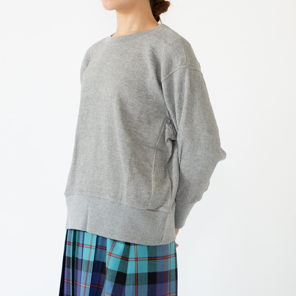 身長162cm・GREY