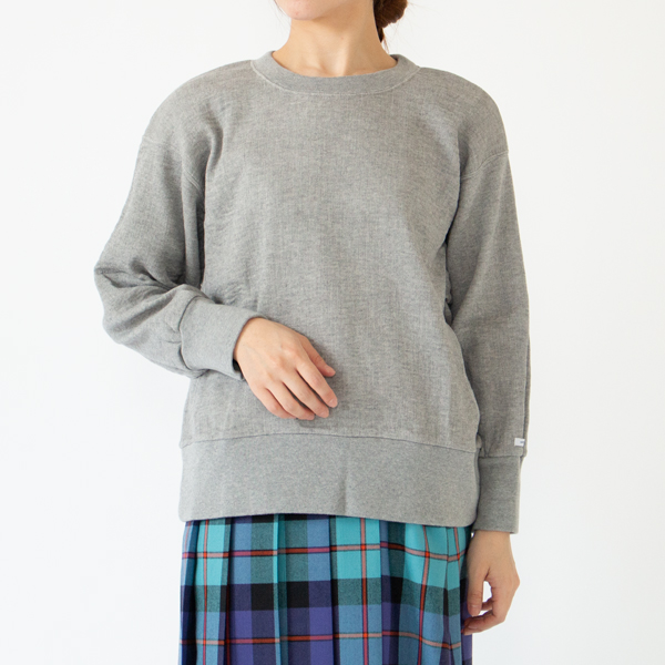 身長162cm・GREY