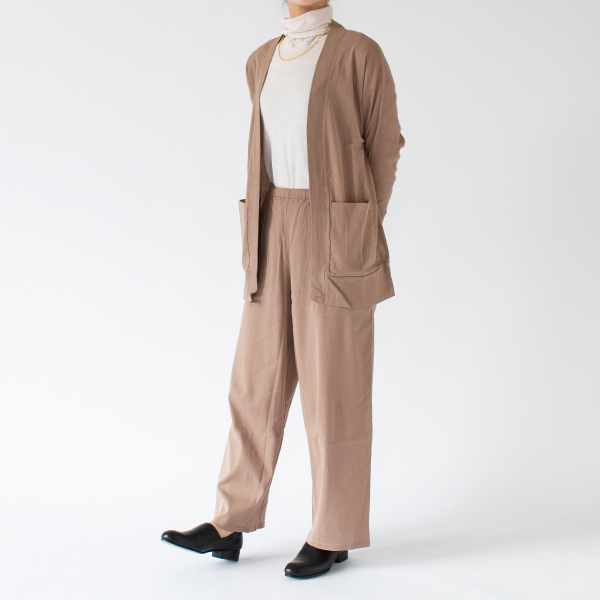 ワイドテーパードパンツとセットアップで（身長162cm・FOGGY NAVY）