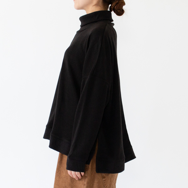 身長：162cm(BLACK)