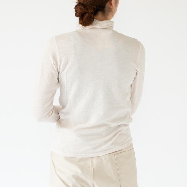 身長162cm・白磁