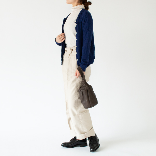 身長162cm・白磁