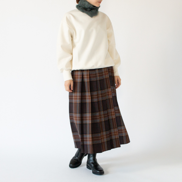 身長：162cm(MALACHITE)