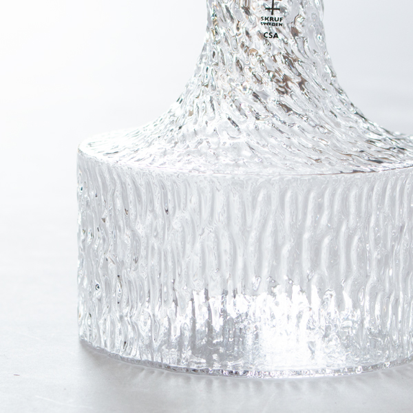 揺らぎのある凹凸が美しい影を落とします(S) 揺らぎのある凹凸が美しい影を落とします(S)