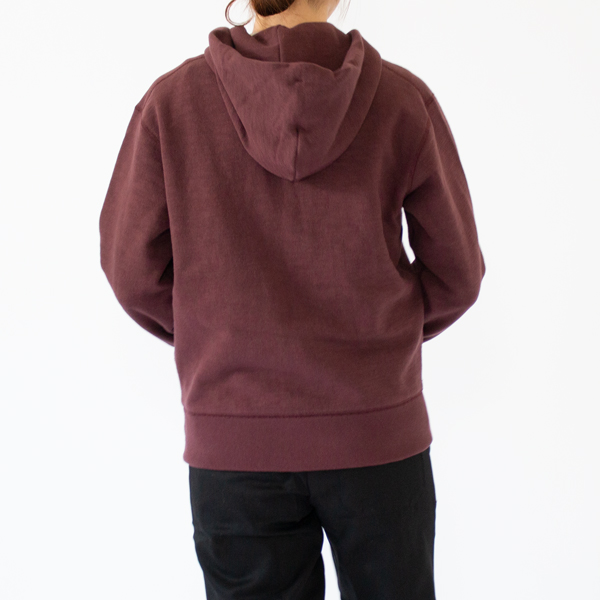 Mahogany/XS、身長：162cm