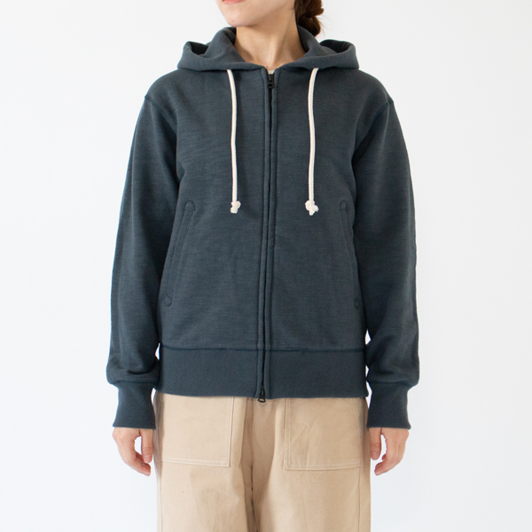 Tetsukon/XS、身長162cm