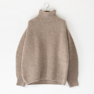 モンゴリアンウール タートルネックセーター／FACTORY（ファクトリー