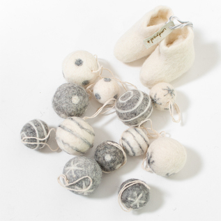 フェルトクリスマスツリーセット／undyed+（アンダイドプラス）｜愛着