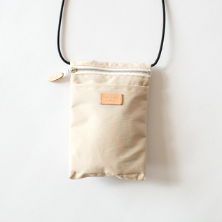 別注】スリングパース SLING PURSE M LIGHT BEIGE／STANDARD SUPPLY
