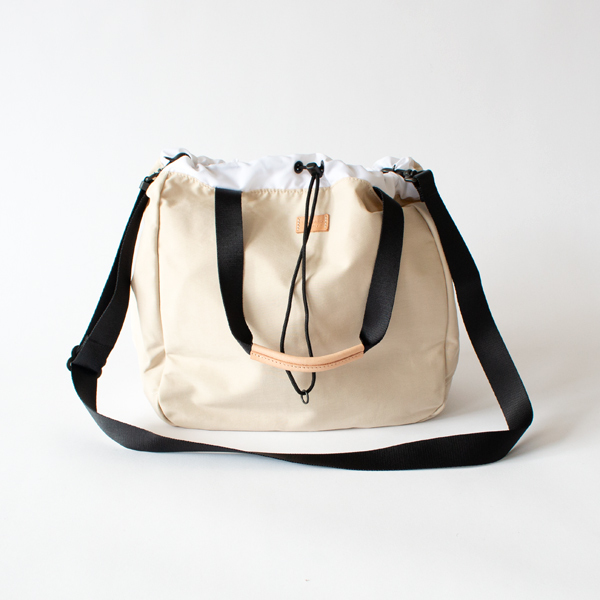 【別注】トートバッグ 2WAY DRAWSTRING TOTE LIGHT BEIGE
