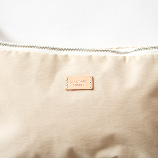 別注】ショルダーバッグ W ZIP SHOULDER M LIGHT BEIGE／STANDARD