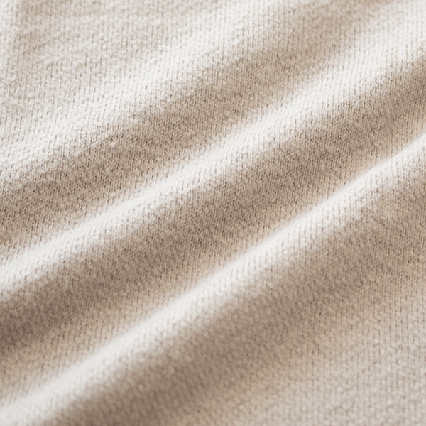 保温性のあるカシミヤやリネンを使用(FLAX BEIGE)