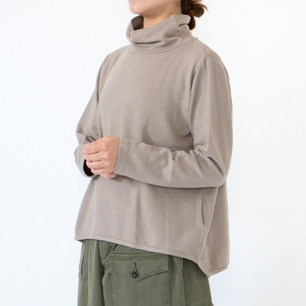 身長162cm(FLAX BEIGE)