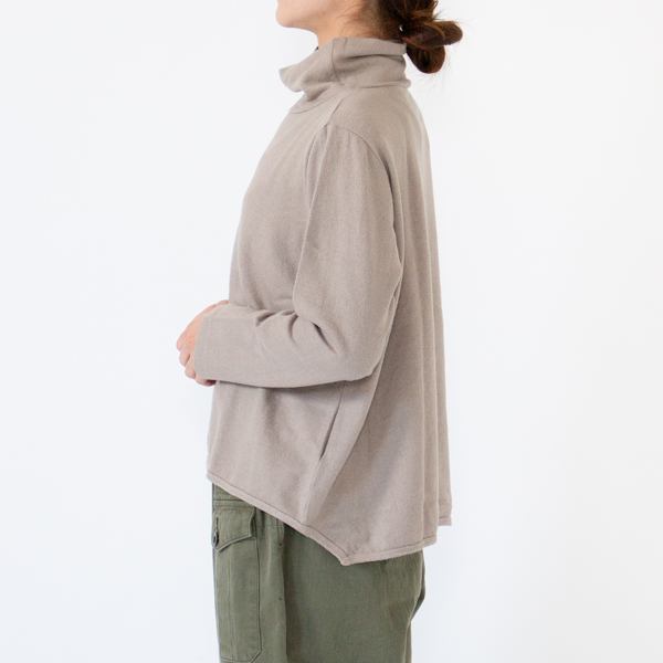 身長162cm(FLAX BEIGE)