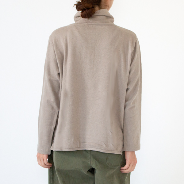 身長162cm(FLAX BEIGE)