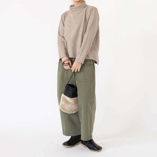 身長162cm(FLAX BEIGE)