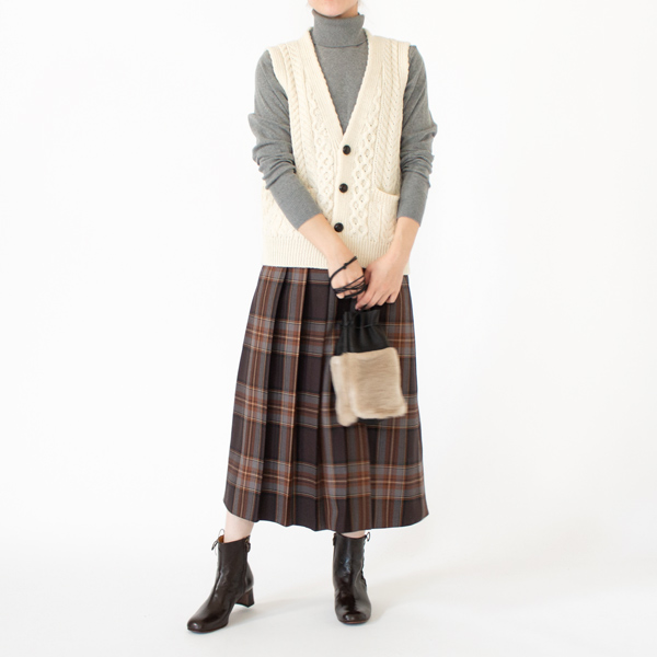 身長162cm・GRI MELA