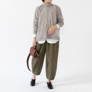 ヴィンテージ馬布 裾ダーツタックパンツ／ZUTTO（ズット）｜愛着を持っ